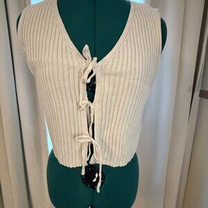 Ribbed Knit Tie-Front Sweater Vest Top – Cream